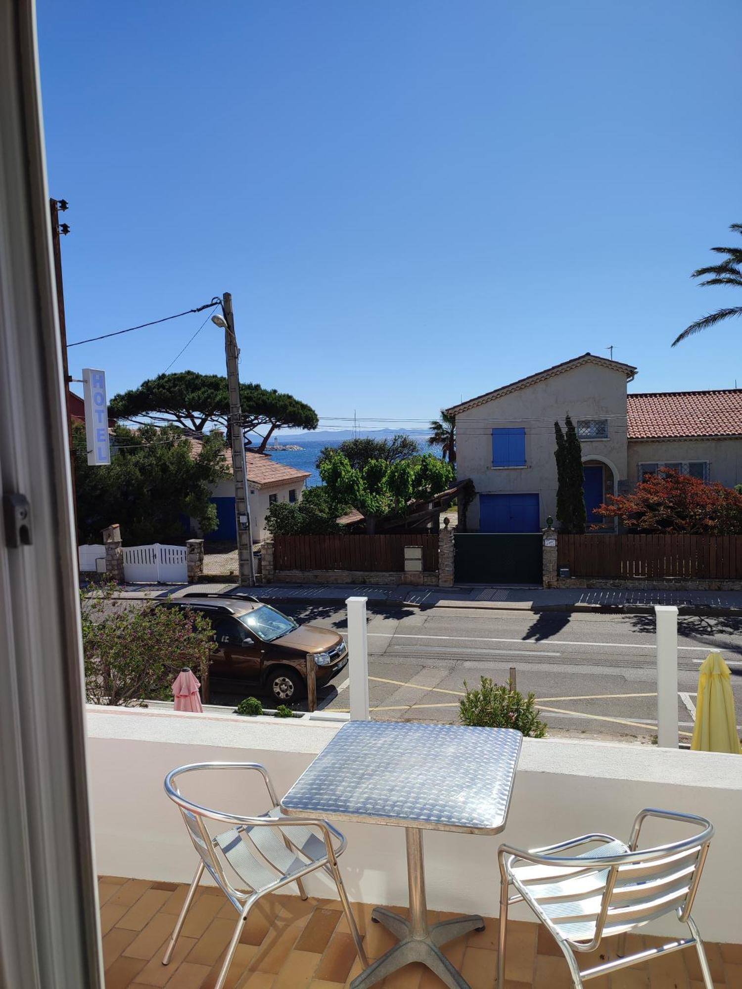 Hotel Le Calypso イエール エクステリア 写真