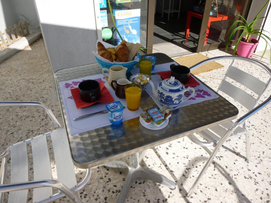 Hotel Le Calypso イエール エクステリア 写真